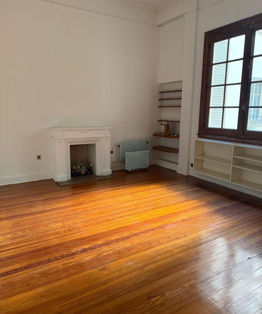Foto de Palacio Los Patos Luminoso Primer Piso a Jardines, imagen 2