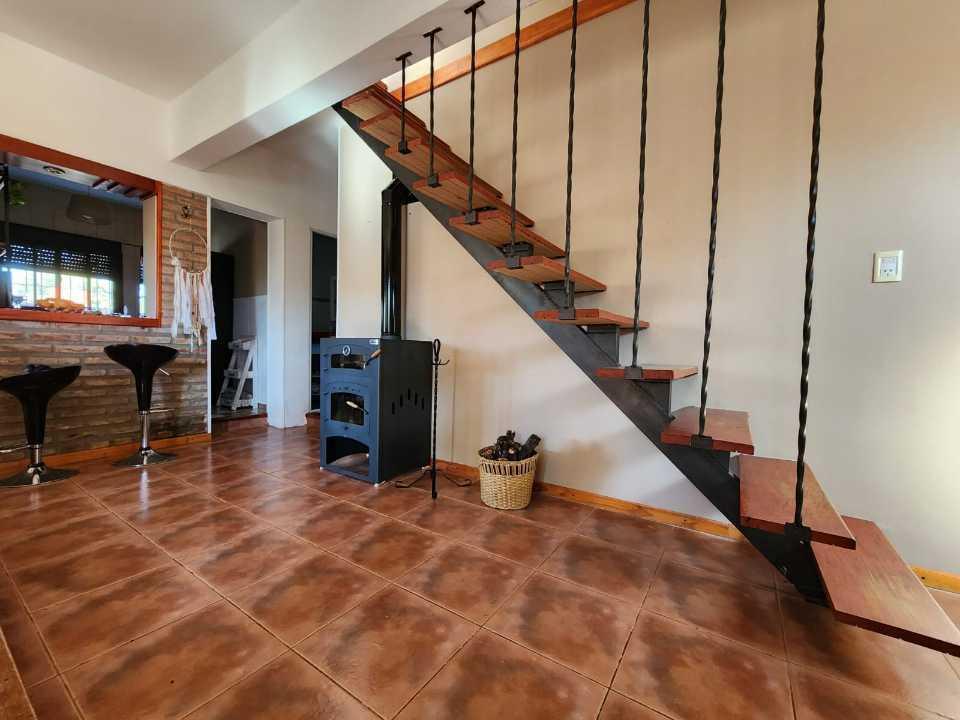 Preciosa Casa en Dos Plantas. vendo! 3