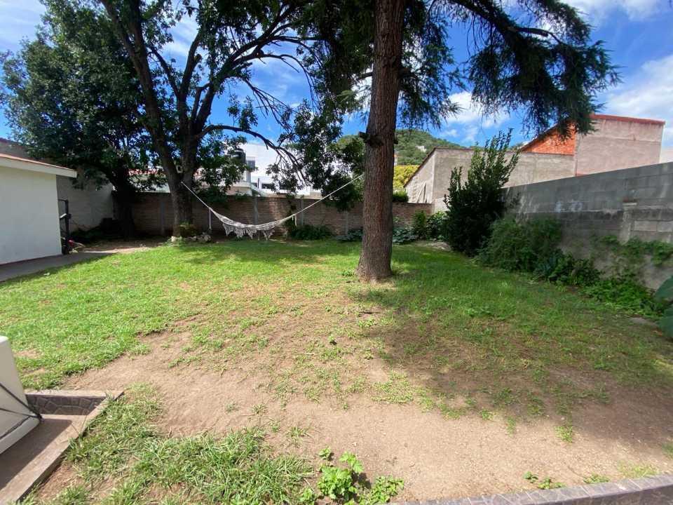 Vendo! Casa Barrio. Residencial / Imperdible Oportunidad 5