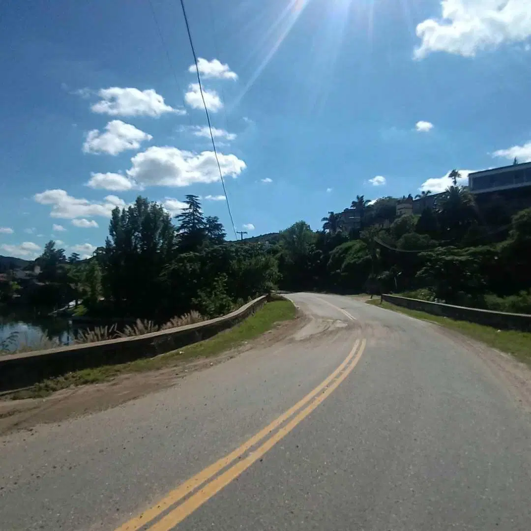 Lote con bajada al Lago 3