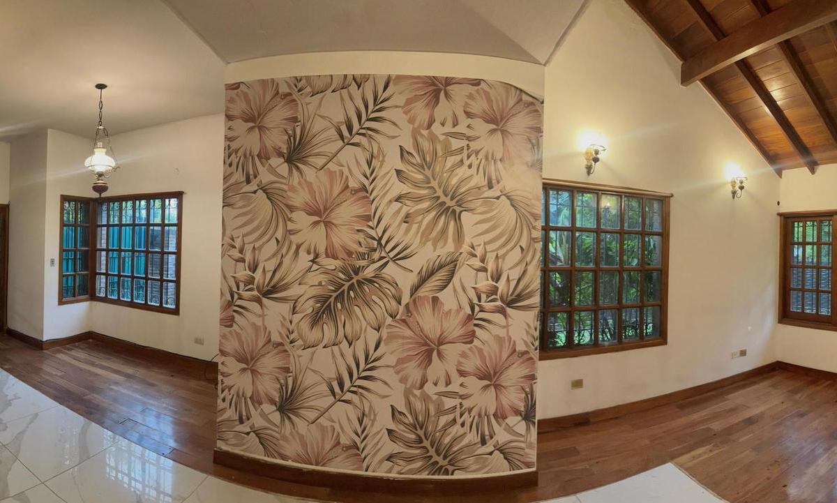Excelente Chalet 5 Ambientes en Venta, Hurlingham, Buenos Aires. 1