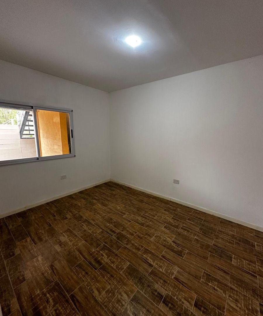 CASA TIPO PH DE 3 AMBIIENTES HURLINGHAM.