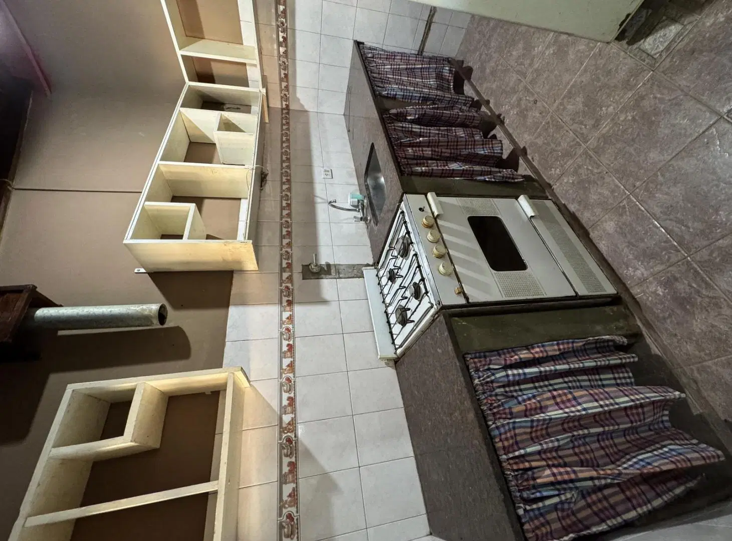 Departamento de 3 ambiente con patio , Villa Udaondo 3