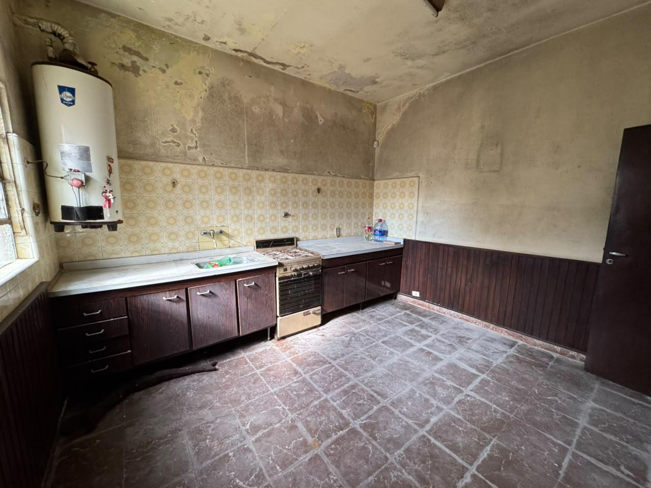 Foto de PH 3 AMBIENTES CON PATIO PROPIO | A REFACCIONAR | HURLINGHAM | SIN, imagen 4