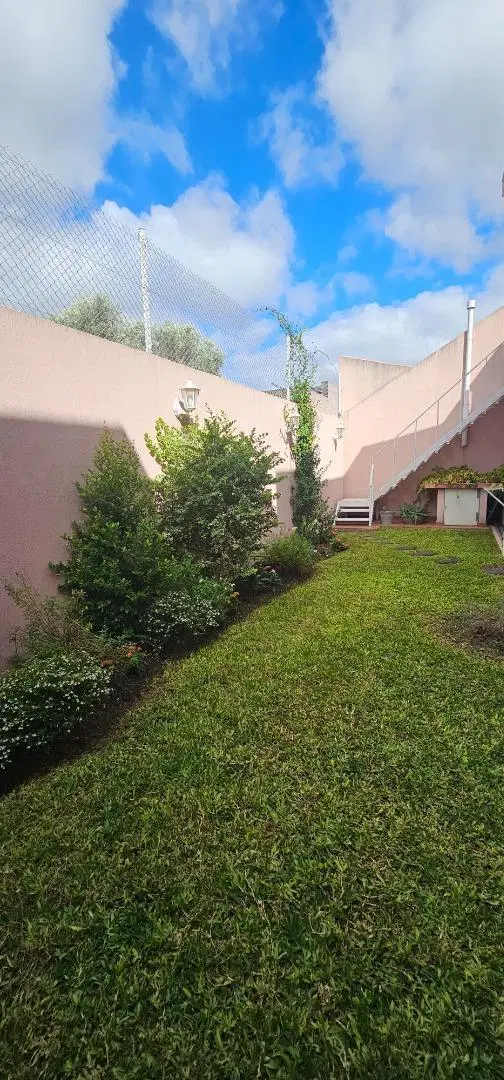 EXCELENTE CASA 2