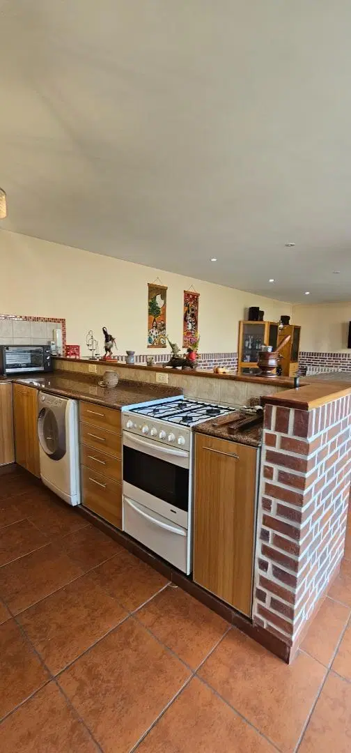 EXCELENTE CASA 5