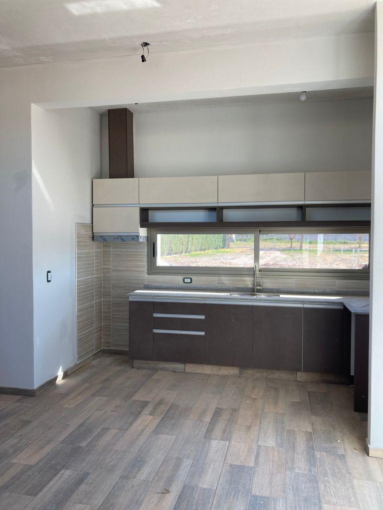Forza Vende - Casa B° Privado La Fontana, Gllen 1