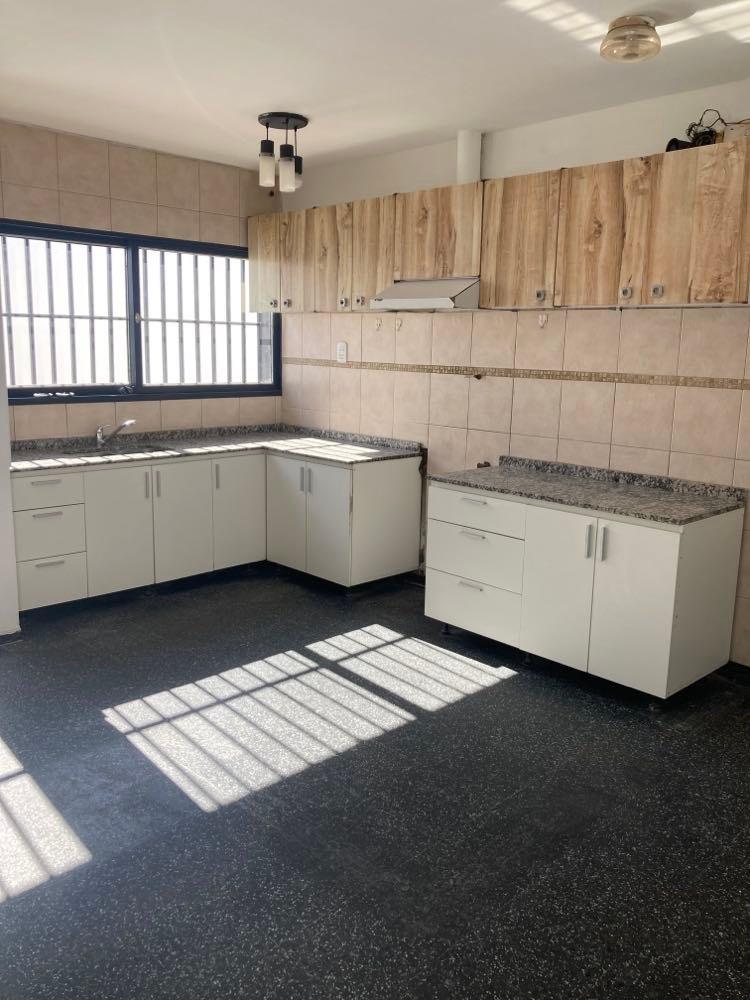 Forza Vende - Casa 5 Hab, 3 Baños, Cochera Pasante. Villa Nueva, Gllen 2