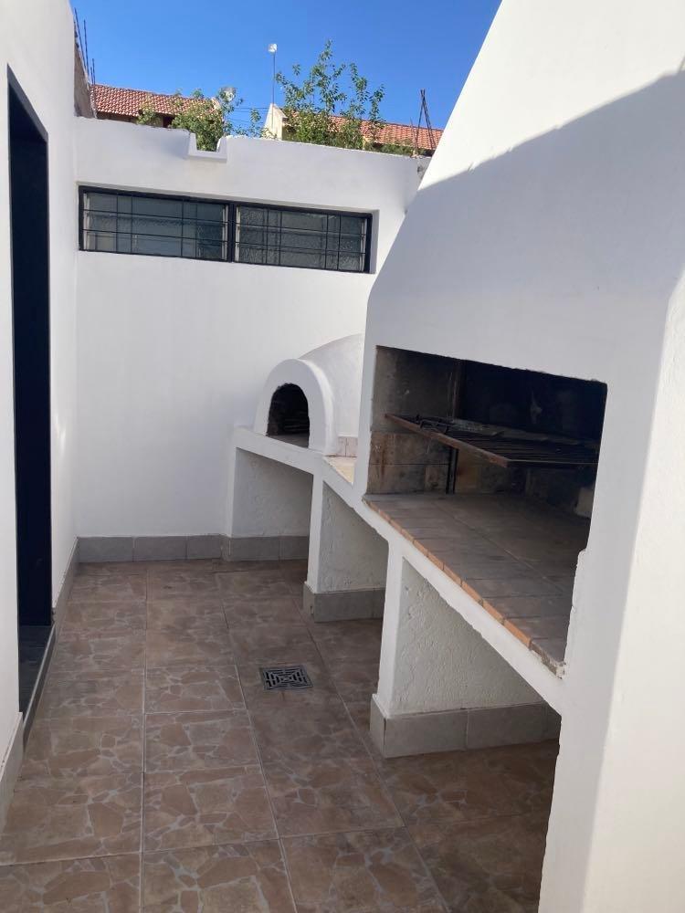 Forza Vende - Casa 5 Hab, 3 Baños, Cochera Pasante. Villa Nueva, Gllen 5