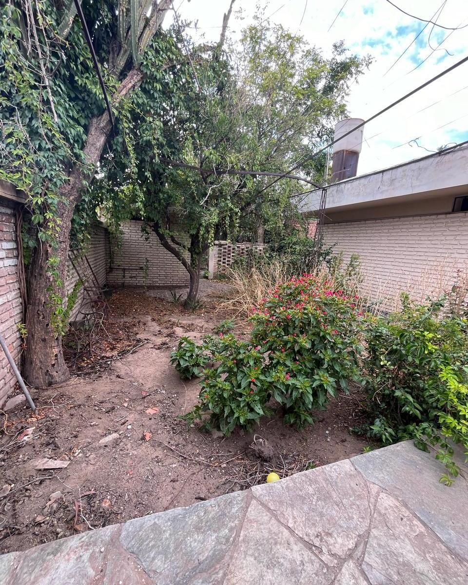 Forza Vende - Casa 477 m² / 190 m² Cub. Villa Nueva, Gllen 5