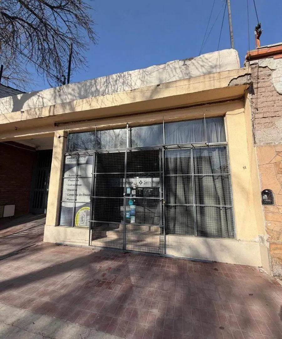 FORZA ALQUILA - LOCAL COMERCIAL 100M2 CALLE SAAVEDRA, A DOS CUADRAS DE COSTANERA 1