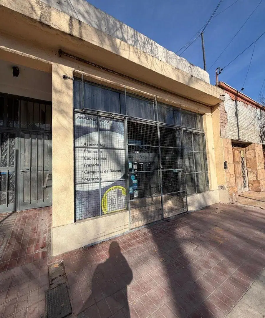 FORZA ALQUILA - LOCAL COMERCIAL 100M2 CALLE SAAVEDRA, A DOS CUADRAS DE COSTANERA 3