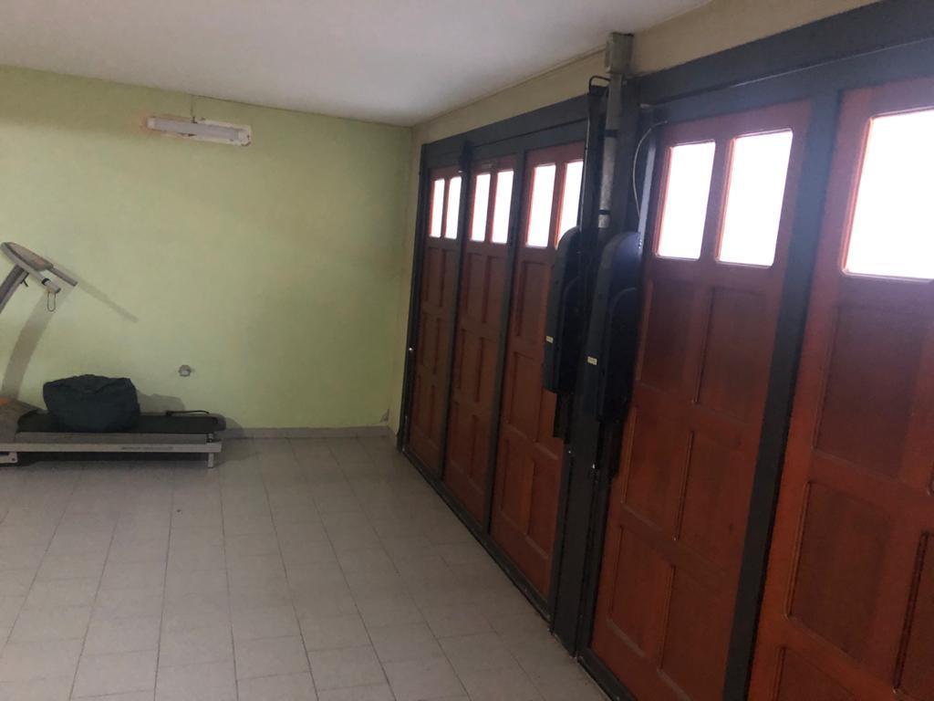 Foto de VENTA-PERMUTA CASA 4 DORMITORIOS - ALTURA SHOPPING ALTO COMAHUE - NQN, imagen 3