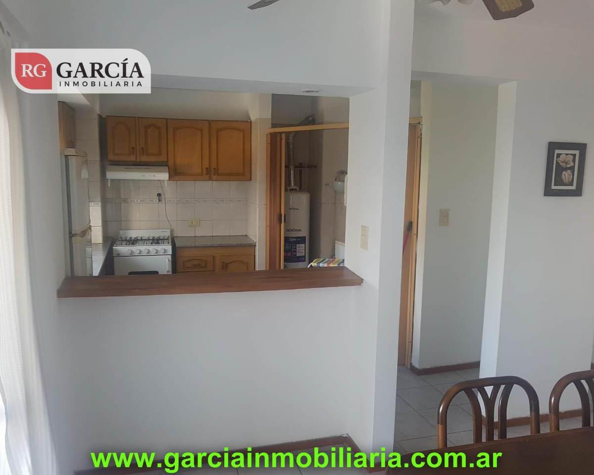 Foto de VENTA SEMIPISO 3 DORMITORIOS - MENDOZA N° 12 - NQN CAP, imagen 2