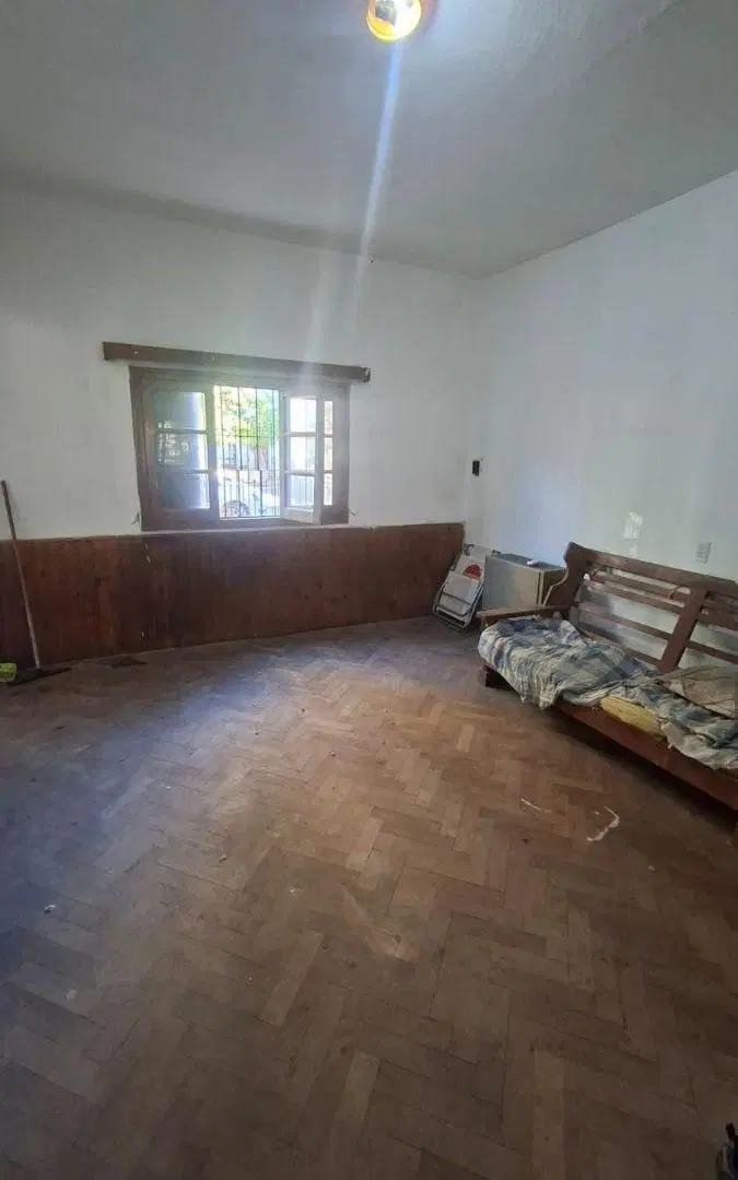 ALQUILER - CASA APTA USO COMERCIL Y/O PROFECIONAL - JUJUY 350 2