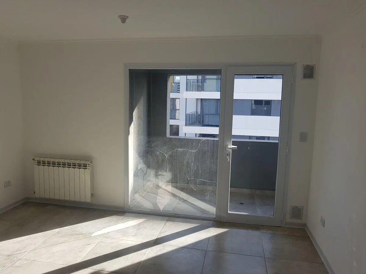 ALQUILER MONOAMBIENTE - SANTA FE N° 899 - NQN CAP 5
