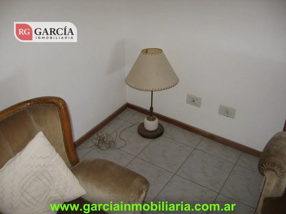 VENTA PISO EXCELENTE UBICACIÓN - APTO A CRÉDITO - MENDOZA N° 12 - NQN CAP 2