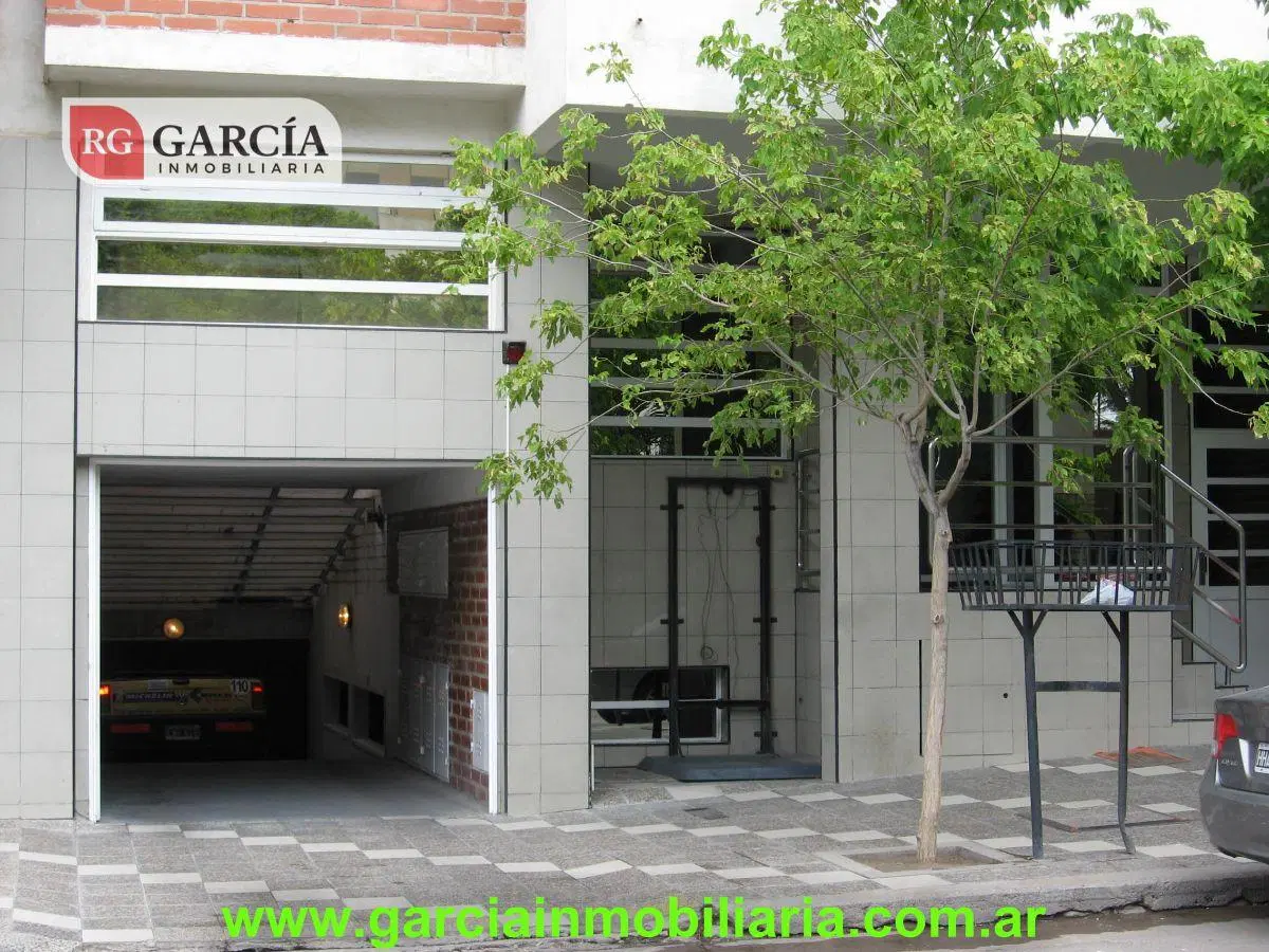 VENTA PISO EXCELENTE UBICACIÓN - APTO A CRÉDITO - MENDOZA N° 12 - NQN CAP 4