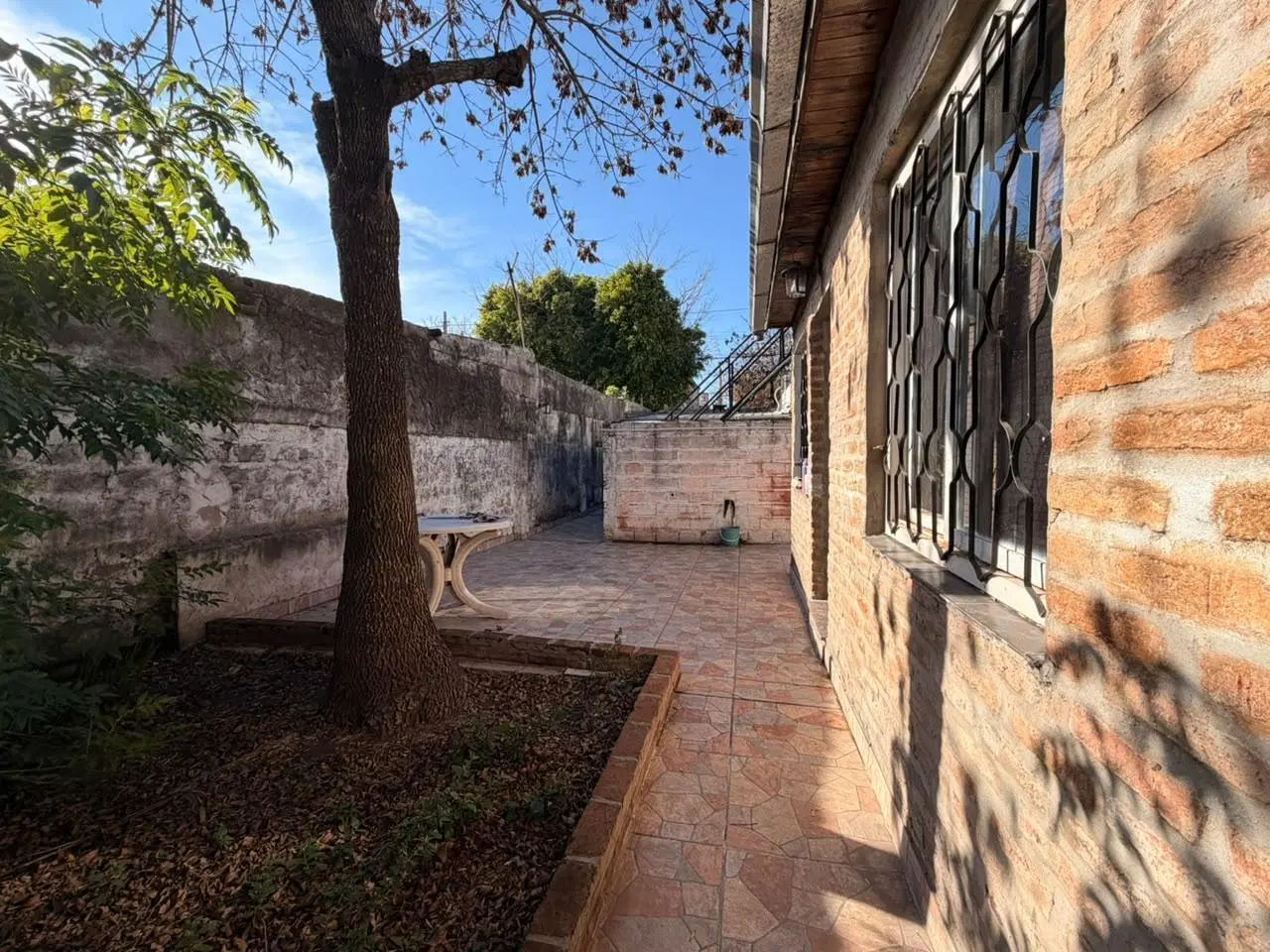 ALQUILER Casa de Pasillo | Dos dormitorios y patio 3