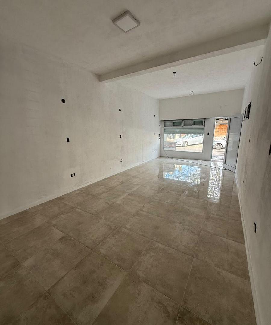 Foto de ALQUILER LOCAL: Rosario, Fisherton | Gas Natural, imagen 2
