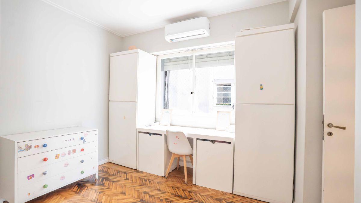 Departamento de 4 Ambientes en Arenales y Laprida, Barrio Norte