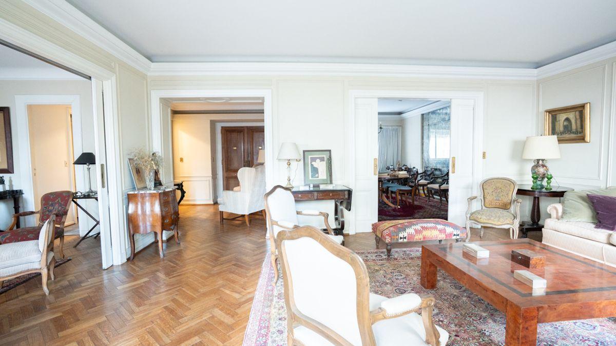 Departamento | Venta | 6 Ambientes, luminoso, excelente distribución | Libertad y Juncal | Recoleta