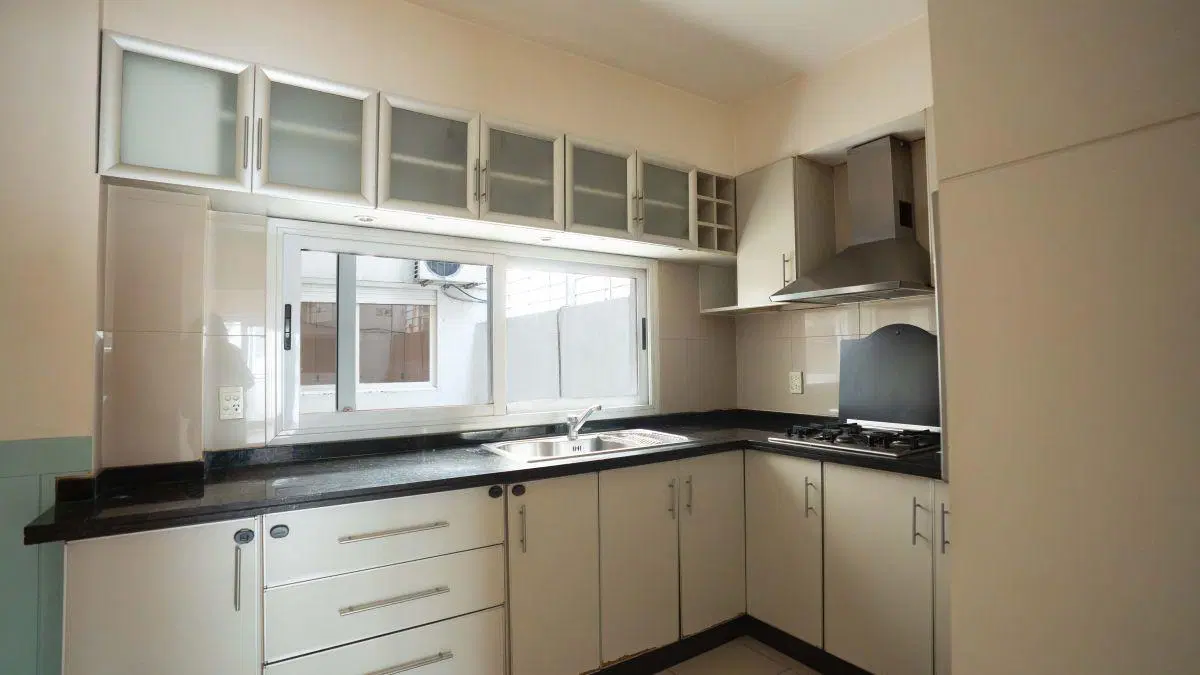 Departamento de 4 ambientes en La Pampa y O'Higgins, Belgrano 5