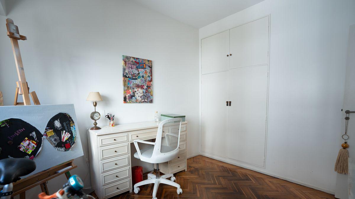 Departamento de 3 ambientes con cochera en French y Anchorena, Recoleta