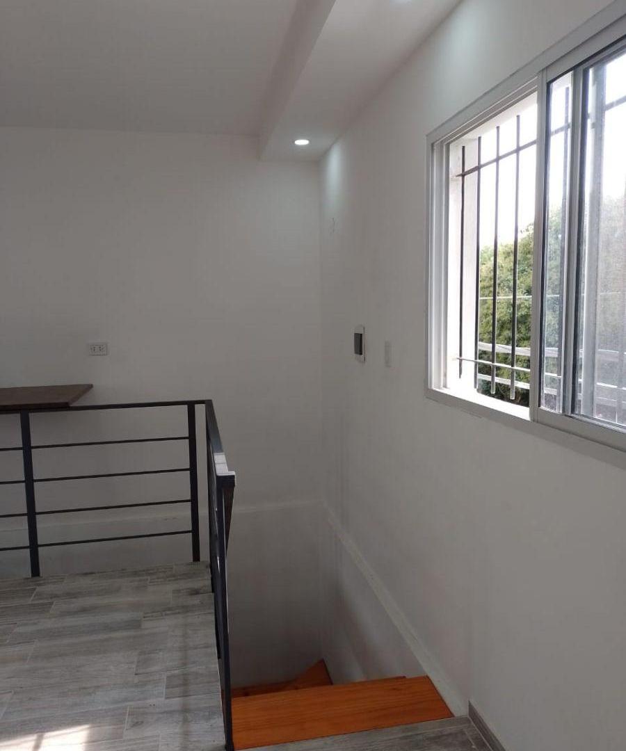 Foto de Alquiler Excelente Casa de Planta alta con Cochera, imagen 1
