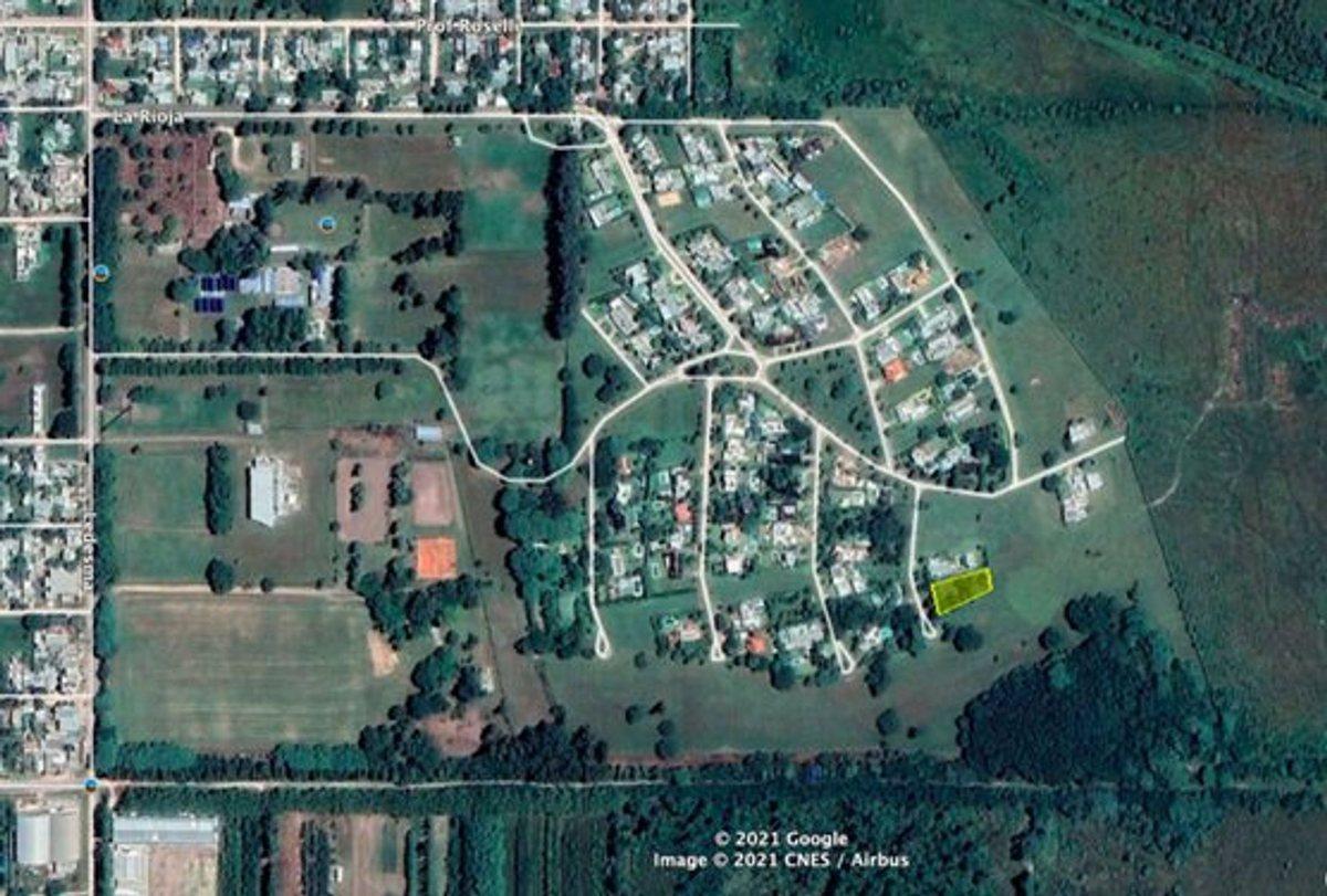Lote en El Club de Campo La Rural Reconquista 1