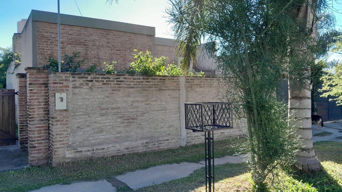 Casa en Venta Reconquista Amplia 1