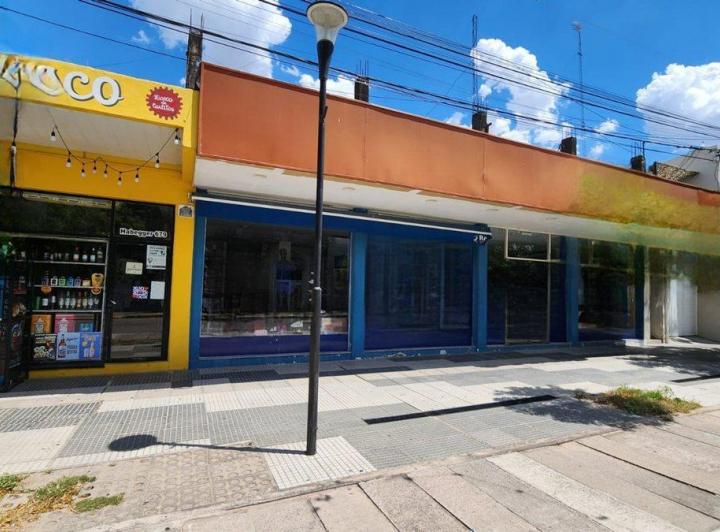 Se Vende Propiedad en el Centro de Reconquista 1