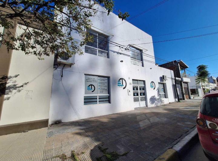 Se Vende Local en Reconquista 4