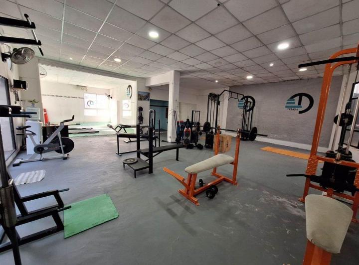 Se Vende Local en Reconquista 2