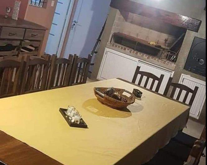 CASA EN VENTA C/PILETA- LOS NARANJOS-RECONQUISTA 3
