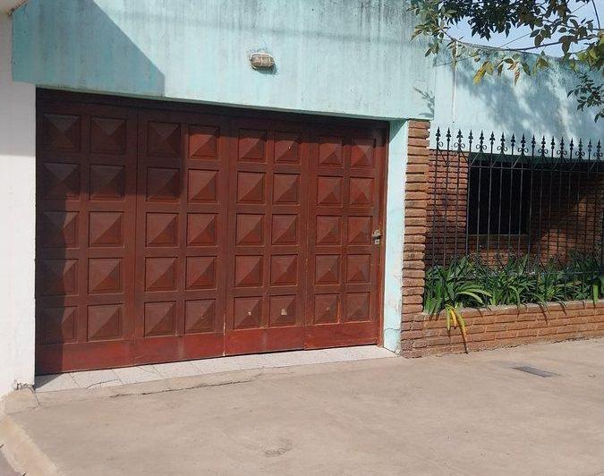 Se vende Casa en Barrio Lanceros del Sauce 5
