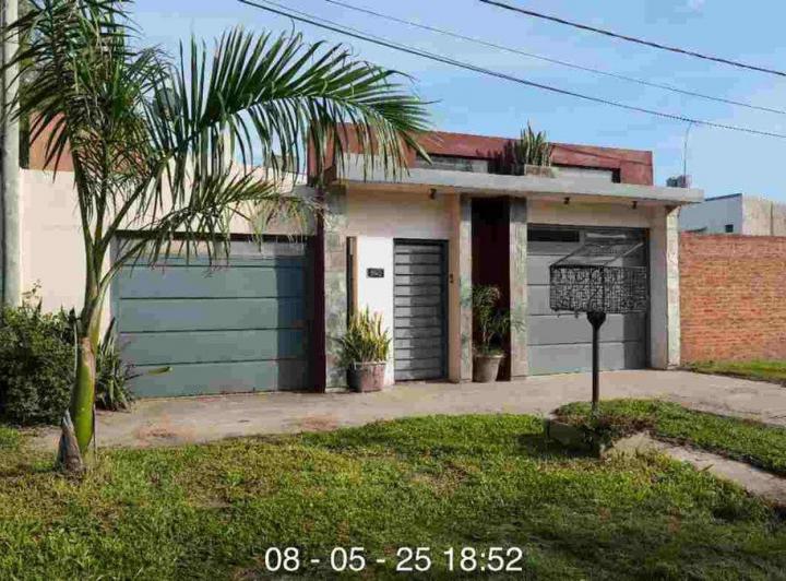CASA EN VENTA BARRIO LANCEROS, RECONQUISTA 4