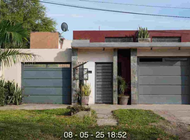 CASA EN VENTA BARRIO LANCEROS, RECONQUISTA 2