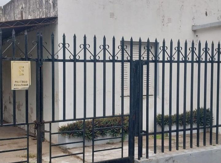 SE VENDE CASA EN RECONQUISTA 3