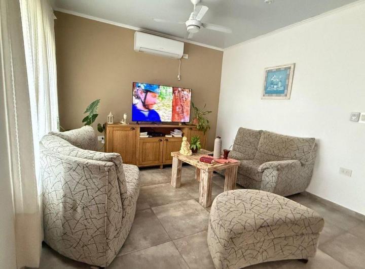 Casa en Venta Barrio Nazareth 2 Dormitorios 4