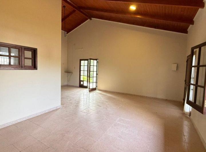 Casa en Venta Reconquista 3 Dorm -Lisandro de la T 4