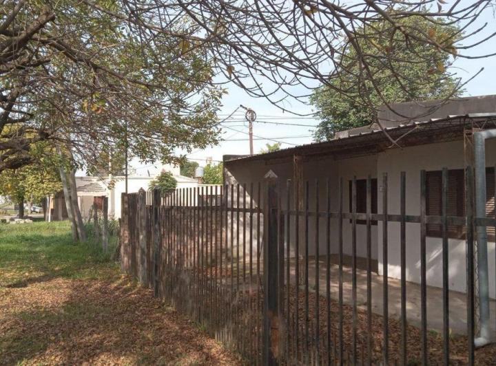 SE VENDE CASA EN RECONQUISTA, Bº LAS FLORES 2