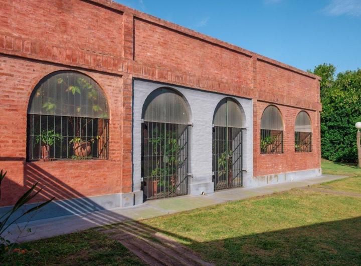 CASA 3 dormitorios con jardín en RECONQUISTA (Sta 4