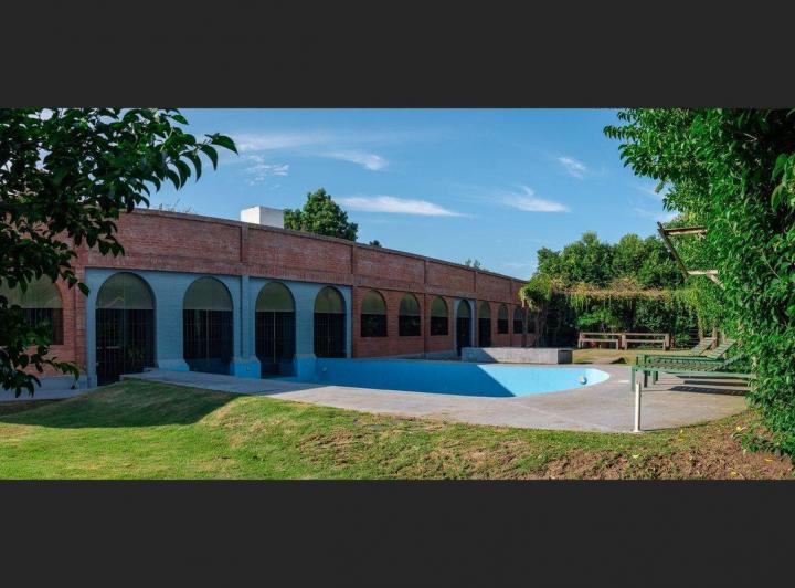 CASA 3 dormitorios con jardín en RECONQUISTA (Sta 5