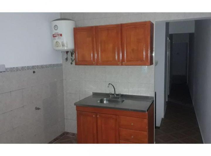 SE ALQUILA DEPARTAMENTO EN RECONQUISTA 4