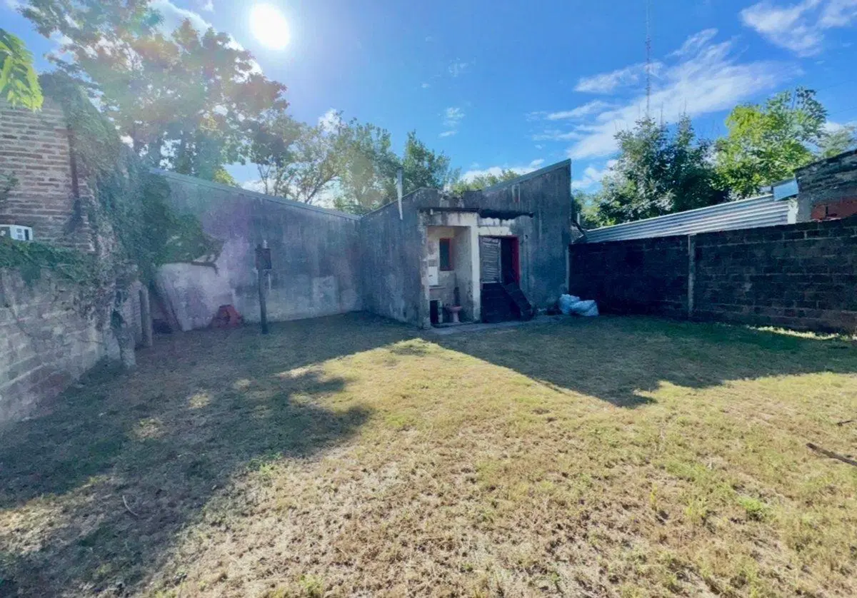 Casa a Refaccionar en Venta 2