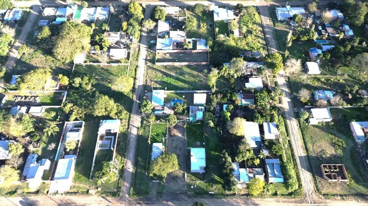 Lote en Barrio Asunción, frente a espacio verde 4