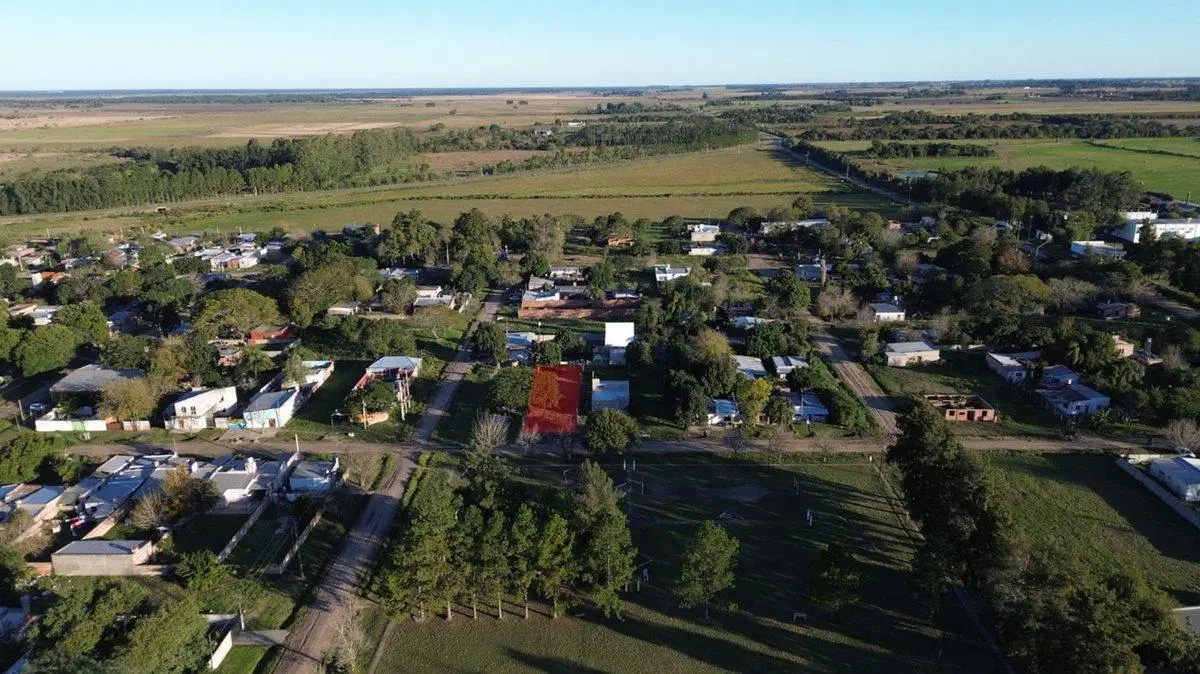 Lote en Barrio Asunción, frente a espacio verde 2