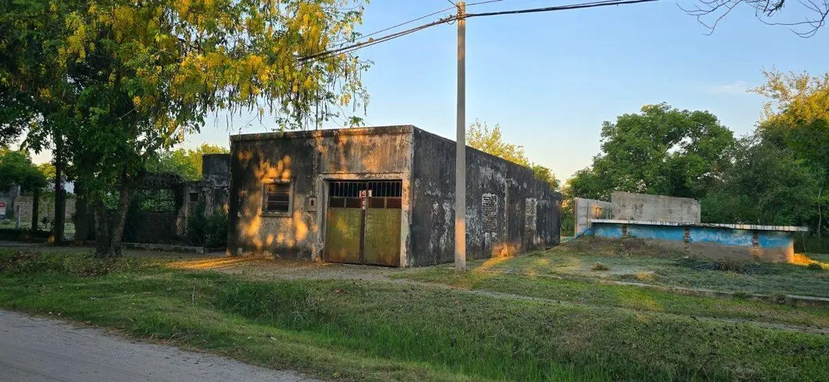 Oportunidad en Reconquista: casa a reciclar 4