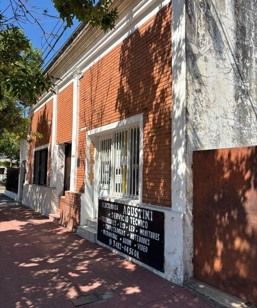 Se vende casa 4 bvs-B° San Martín- Reconquista